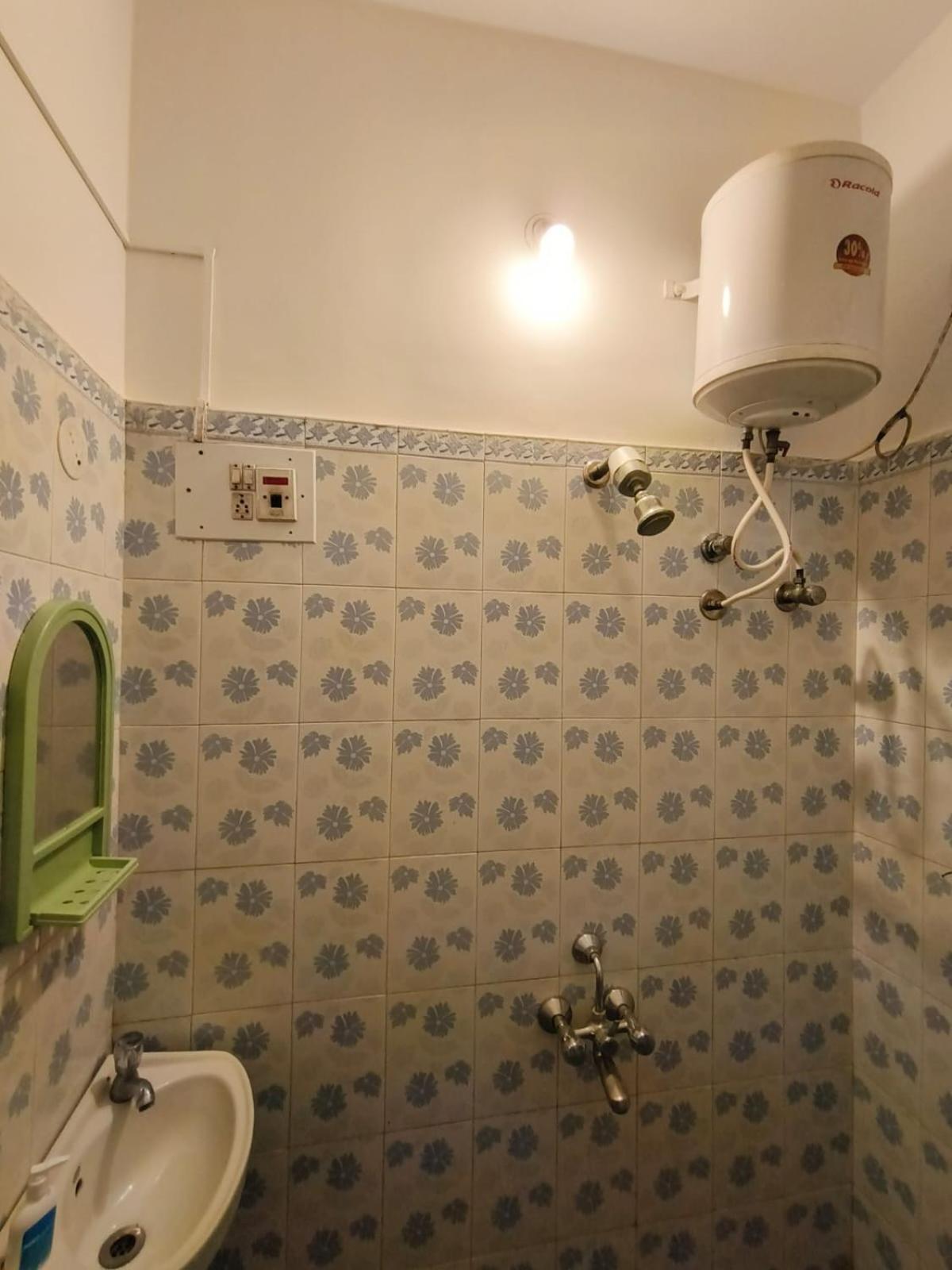 Homestayz Crown Bangalore Exterior foto